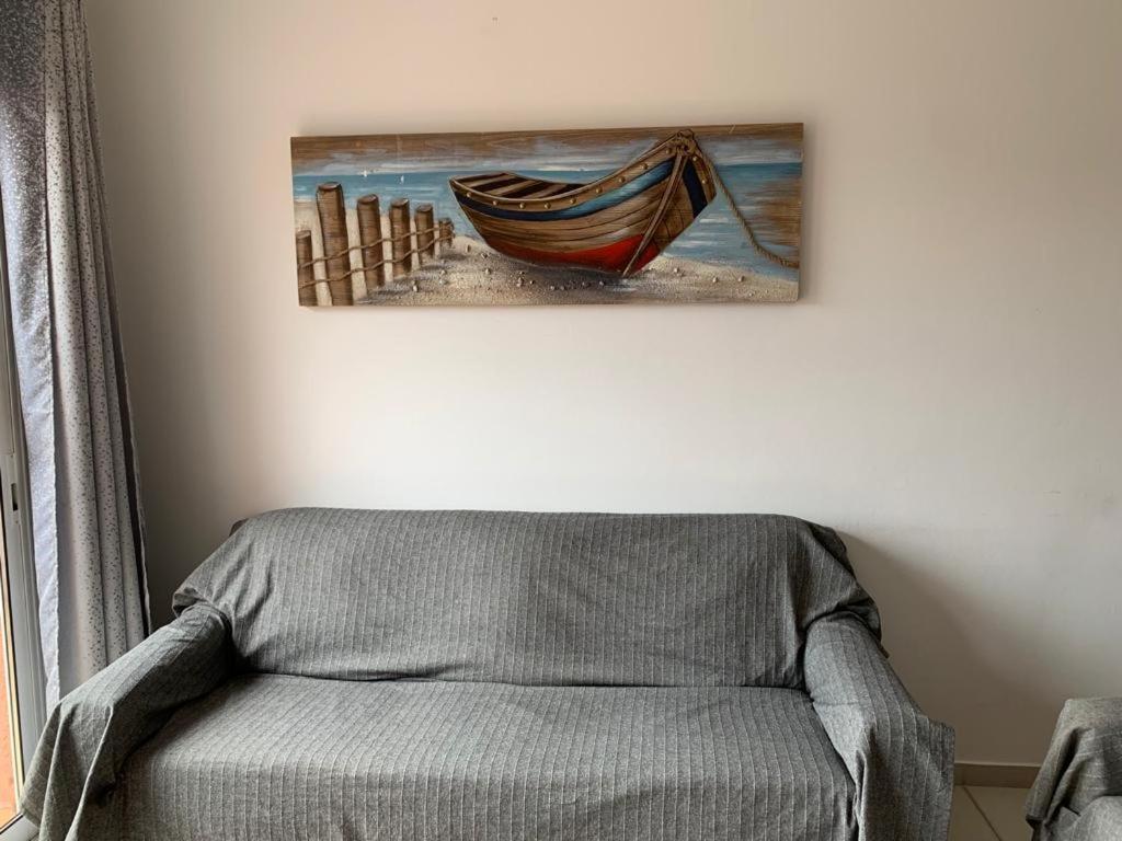 Comfortable 2 Bedroom Apartment In Popular Limnaria Gardens Πάφος Εξωτερικό φωτογραφία