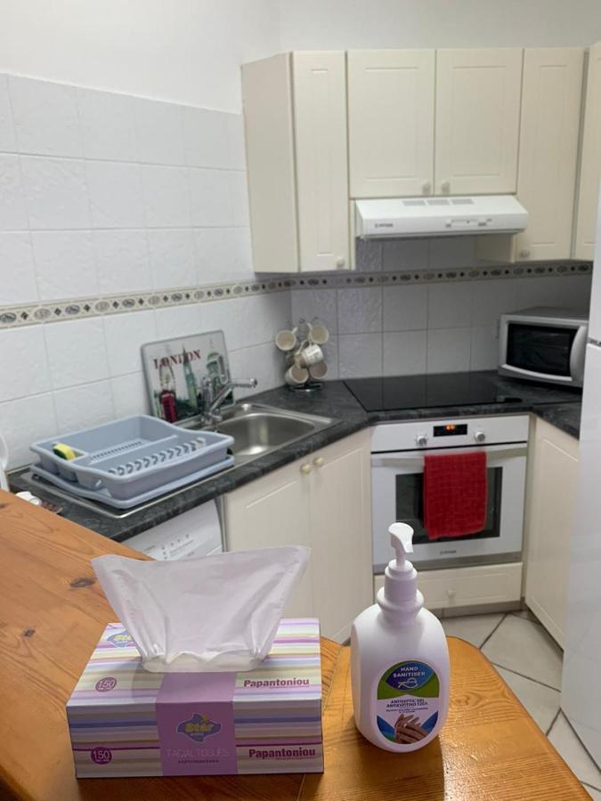 Comfortable 2 Bedroom Apartment In Popular Limnaria Gardens Πάφος Εξωτερικό φωτογραφία