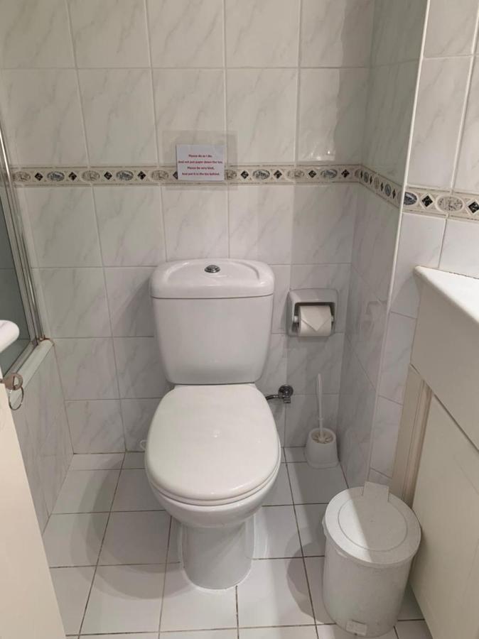 Comfortable 2 Bedroom Apartment In Popular Limnaria Gardens Πάφος Εξωτερικό φωτογραφία